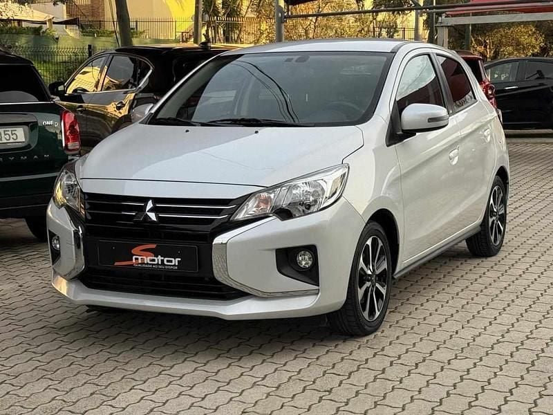 Usado Mitsubishi Space Star Edition 71 HP (52 kW) 2024 Branco Citadino