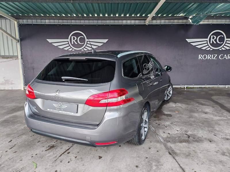 Usado Peugeot 308 SW 130 HP (95 kW) 2018 Cinzento Carrinha