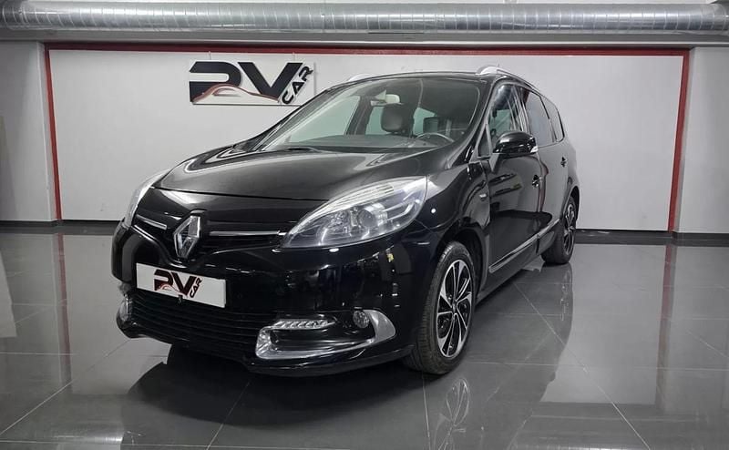 Preto Usado 2015 Renault Grand Scénic III Monovolume | € 12.990 (Caro) - Imagem 1/4