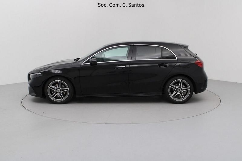 Usado Mercedes A180 AMG 116 HP (85 kW) 2025 Preto Sedan