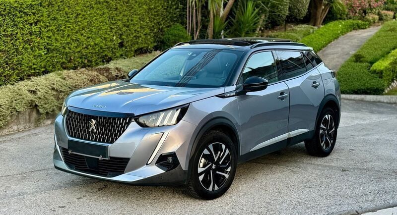 Cinza Usado 2020 Peugeot 2008 GT-line SUV | € 19.990 (Preço justo) - Imagem 1/4