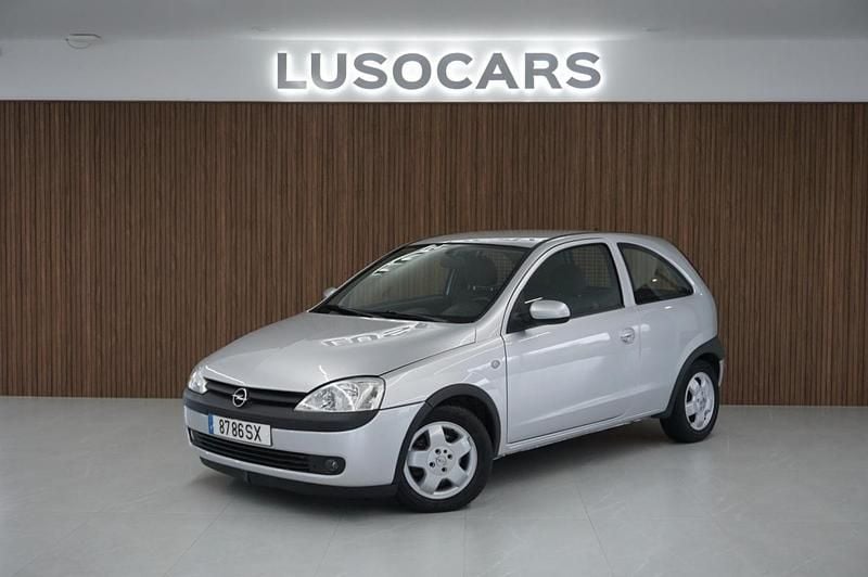 Usado Opel Corsa 75 HP (55 kW) 2002 Cinzento Citadino