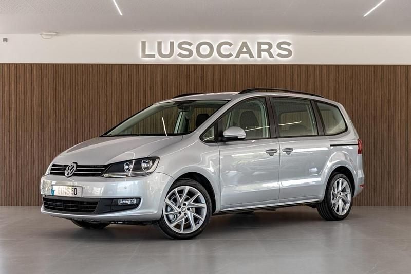 Cinzento Usado 2013 VW Sharan Monovolume | € 16.990 - Imagem 1/4