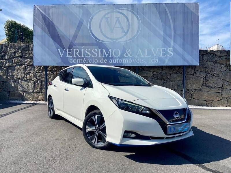 Branco Usado 2019 Nissan Leaf N-Connecta Citadino | € 24.950 - Imagem 1/4