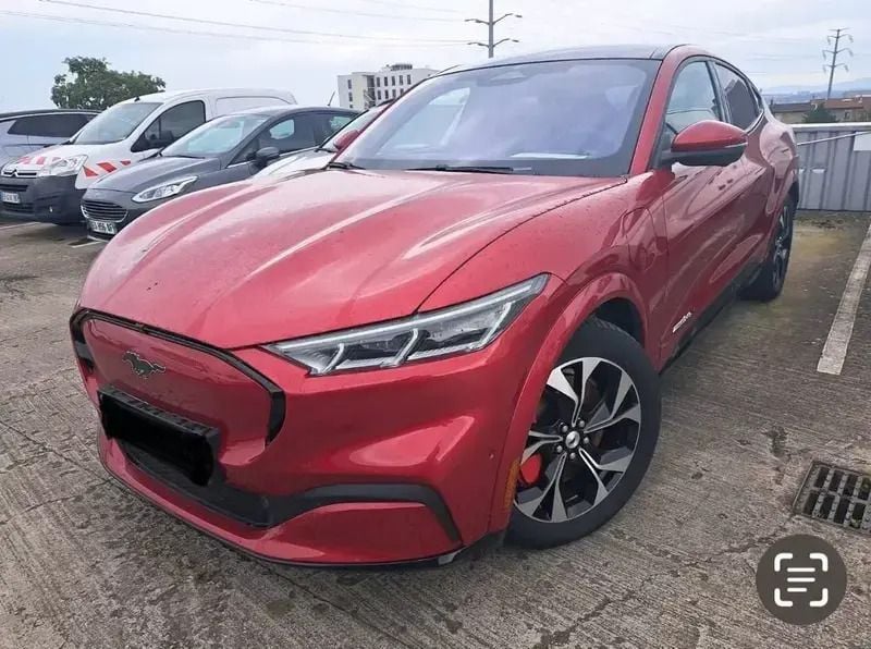 Vermelho Usado 2022 Ford Mustang Mach-E SUV | € 37.990 (Preço justo) - Imagem 1/4
