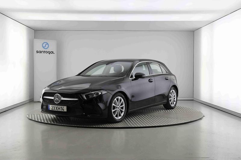 Preto Usado 2019 Mercedes A180 Progressive Citadino | € 25.490 (Preço justo) - Imagem 1/4