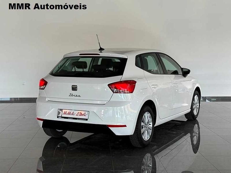 Usado Seat Ibiza Style 80 HP (58 kW) 2021 Branco