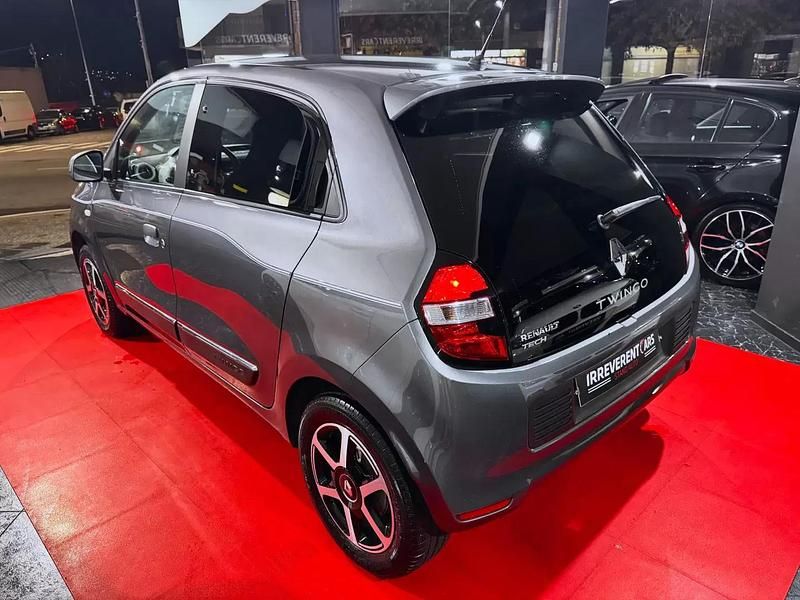 Usado Renault Twingo 90 HP (66 kW) 2019 Cinza antracite Citadino