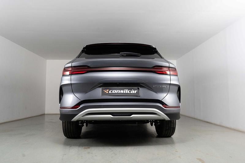 Usado BYD Seal U Design 160 kW (218 HP) 2024 Cinza SUV