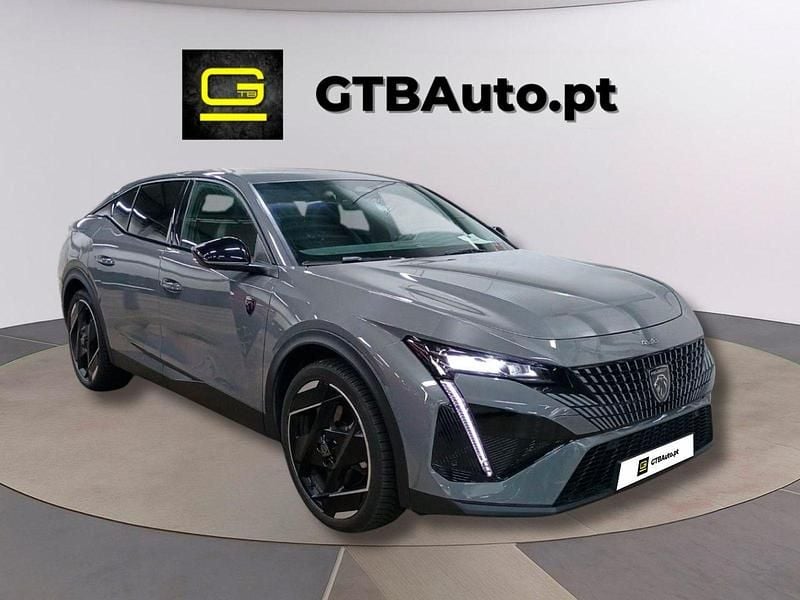 Cinza Usado 2024 Peugeot 408 GT GT SUV | € 32.999 - Imagem 1/4