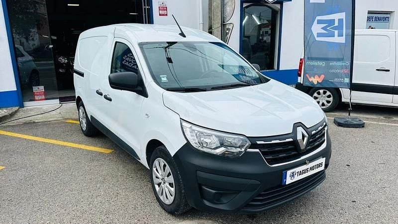 Usado Renault Kangoo 2022 Branco Monovolume