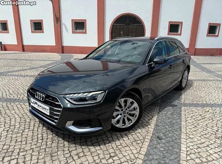 Usado Audi A4 Advanced 190 HP (139 kW) 2020 Branco Sedan