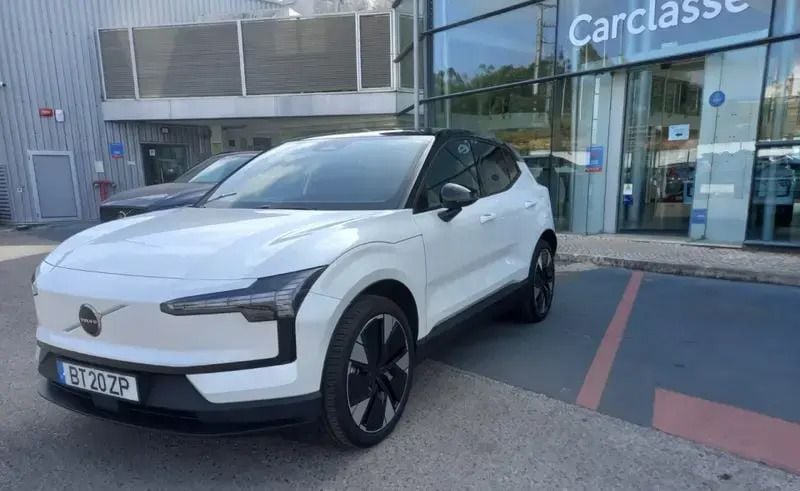 Branco Novo 2025 Volvo EX30 Plus SUV | € 42.900 (Bom preço) - Imagem 1/4