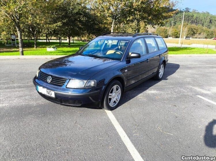 Azul Usado 1999 VW Passat | € 2.765 (Preço justo) - Imagem 1/1