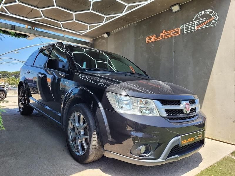 Preto Usado 2016 Fiat Freemont Urban SUV | € 11.990 (Preço justo) - Imagem 1/2