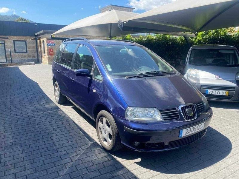 Azul Usado 2000 Seat Alhambra Monovolume | € 4.850 - Imagem 1/4