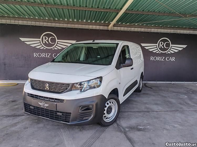 Branco Usado 2021 Peugeot Partner Premium Monovolume | € 13.000 (Preço justo) - Imagem 1/1