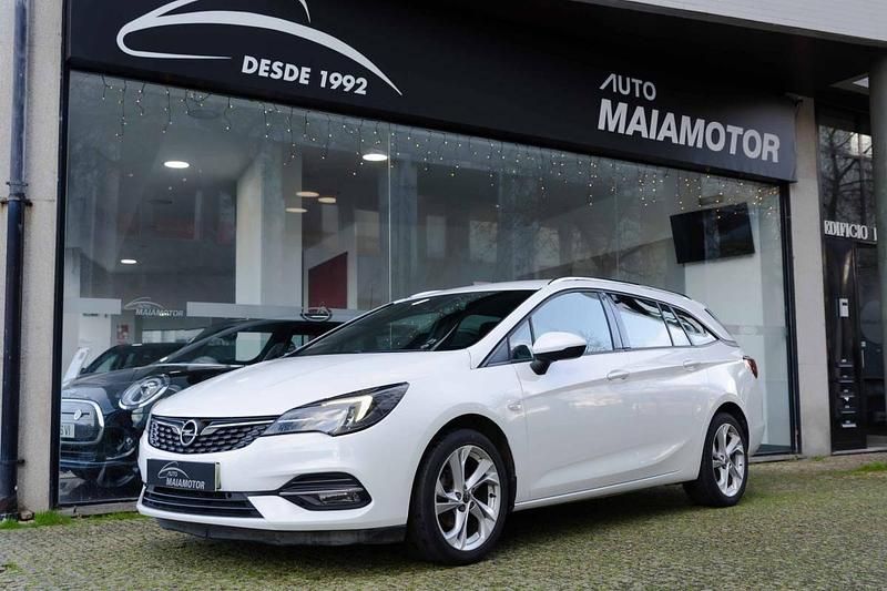 Branco Usado 2020 Opel Astra Sport Carrinha | € 12.750 (Preço justo) - Imagem 1/4