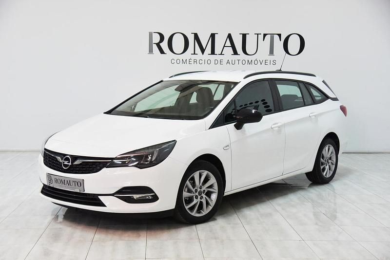 Usado Opel Astra Sport 122 HP (89 kW) 2021 Branco Carrinha