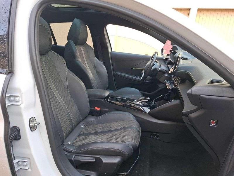 Usado Peugeot e-208 GT-line 100 kW (136 HP) 2020 Branco Citadino
