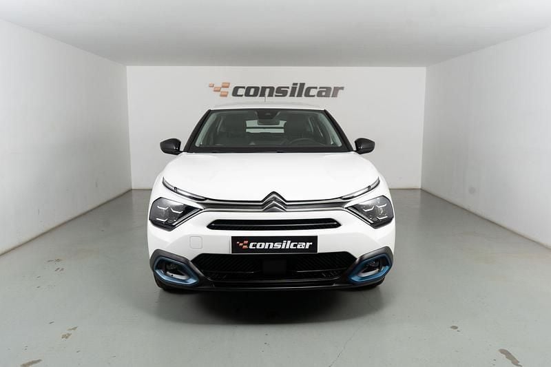 Branco Usado 2022 Citroën e-C4 Citadino | € 20.682 - Imagem 1/4