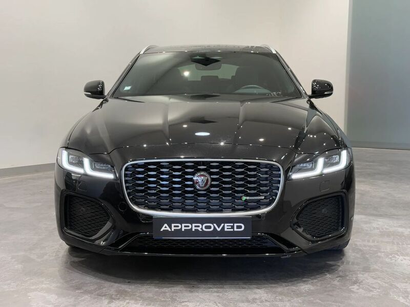 Usado Jaguar XF Sportbrake R-Dynamic 204 HP (150 kW) 2023 Preto Carrinha