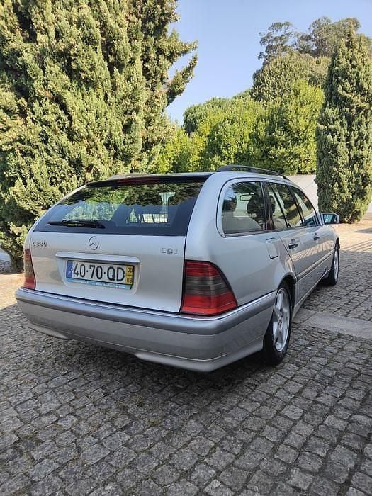 Usado 2000 Mercedes C220 Sedan | € 3.650 (Super Preço) - Imagem 1/4