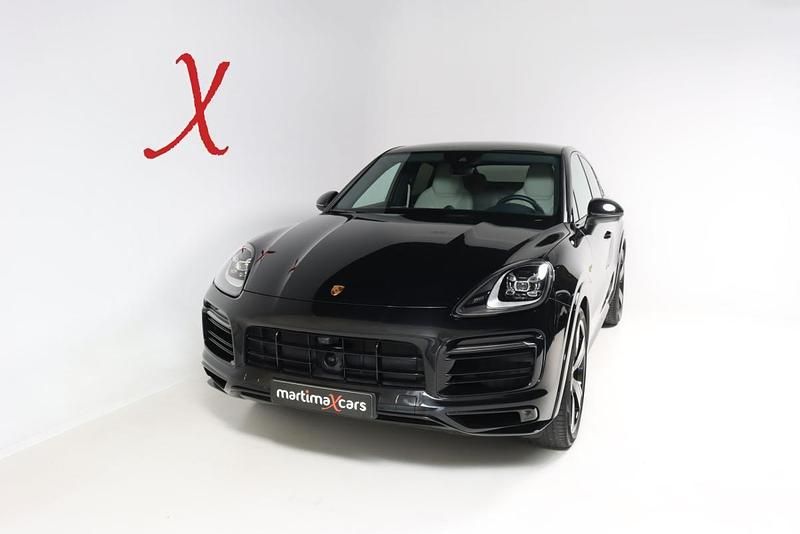 Usado Porsche Cayenne Platinum Edition 462 HP (339 kW) 2022 Preto SUV