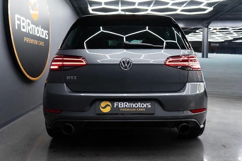 Usado VW Golf VII GTI 230 HP (169 kW) 2018 Cinza