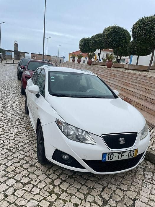 Usado Seat Ibiza 90 HP (66 kW) 2011 Sedan