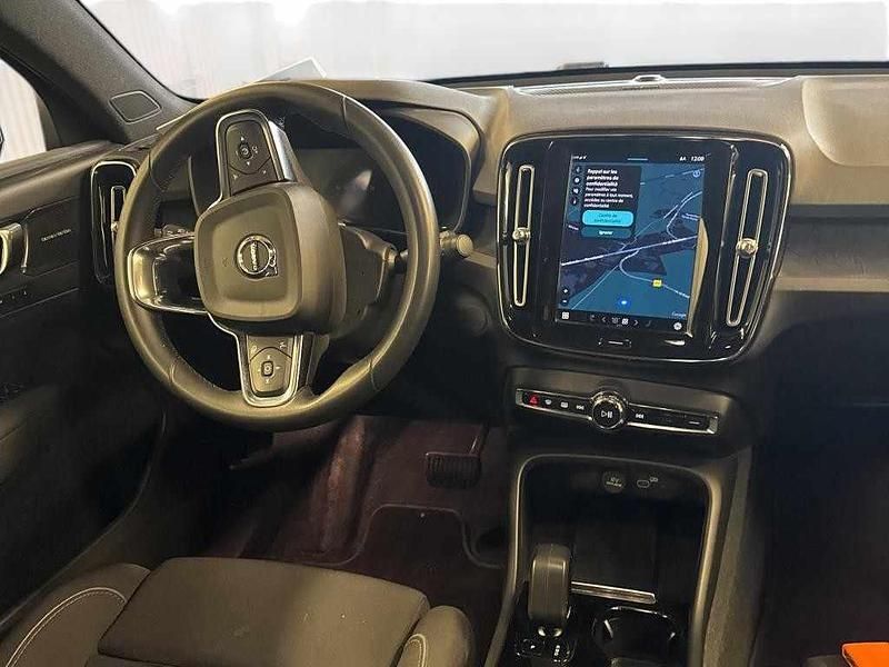 Usado Volvo C40 169 kW (231 HP) 2023 Preto SUV