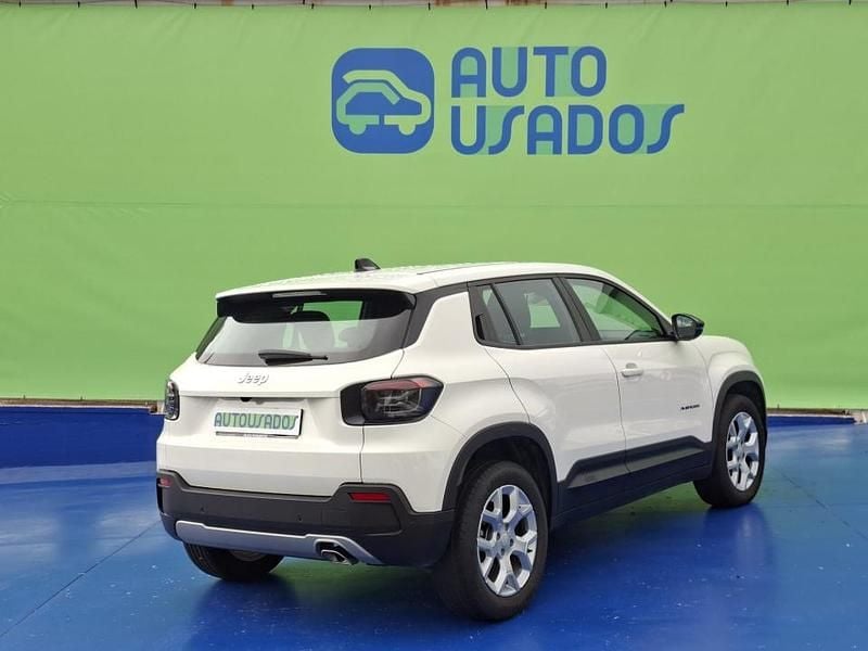 Usado Jeep Avenger 100 HP (73 kW) 2024 Branco SUV