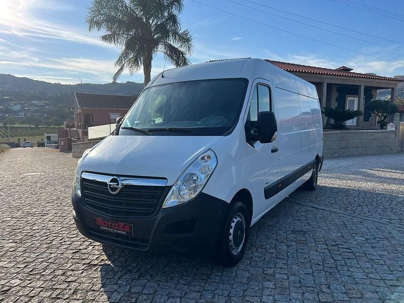 Branco Usado 2015 Opel Movano Van | € 17.250 - Imagem 1/4