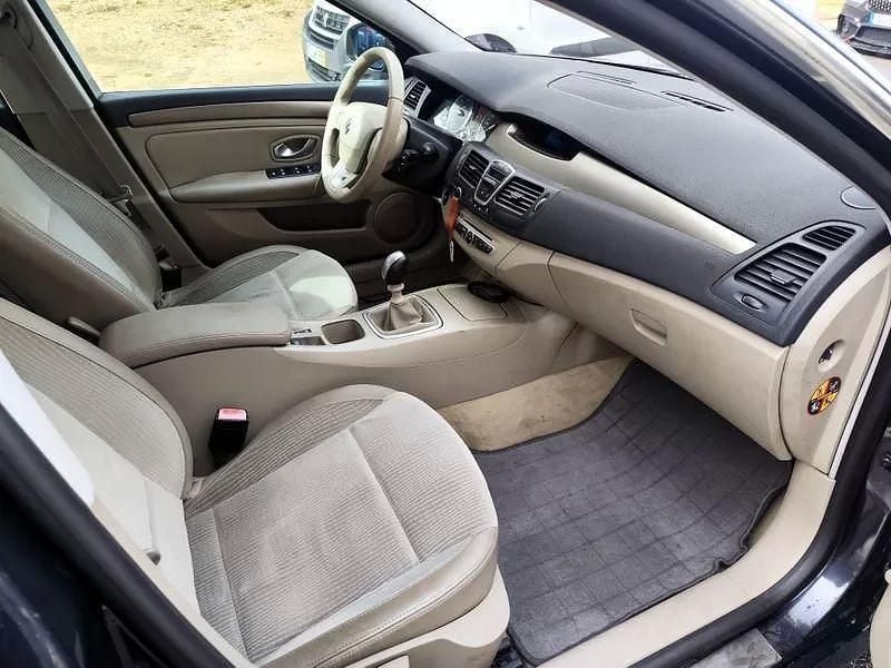 Usado Renault Laguna III 150 HP (110 kW) 2008 Cinza Carrinha