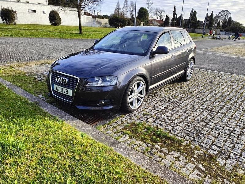 Usado 2010 Audi A3 Sedan | € 6.800 (Bom preço) - Imagem 1/4