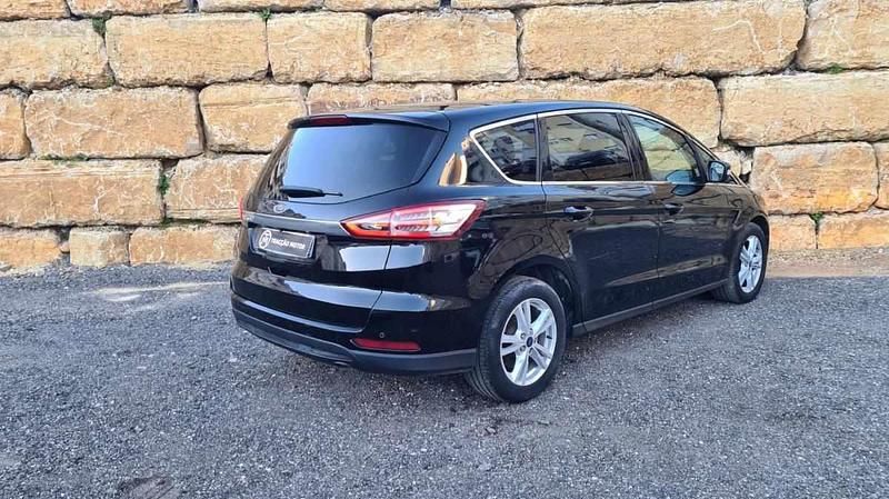 Usado Ford S-MAX Titanium 150 HP (110 kW) 2018 Preto Monovolume