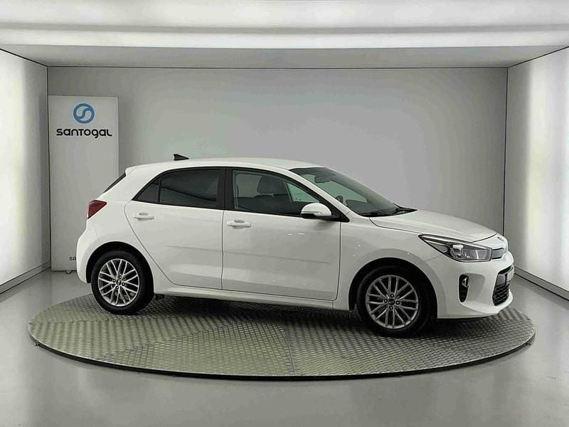 Branco Usado 2020 Kia Rio | € 14.200 (Preço justo) - Imagem 1/4