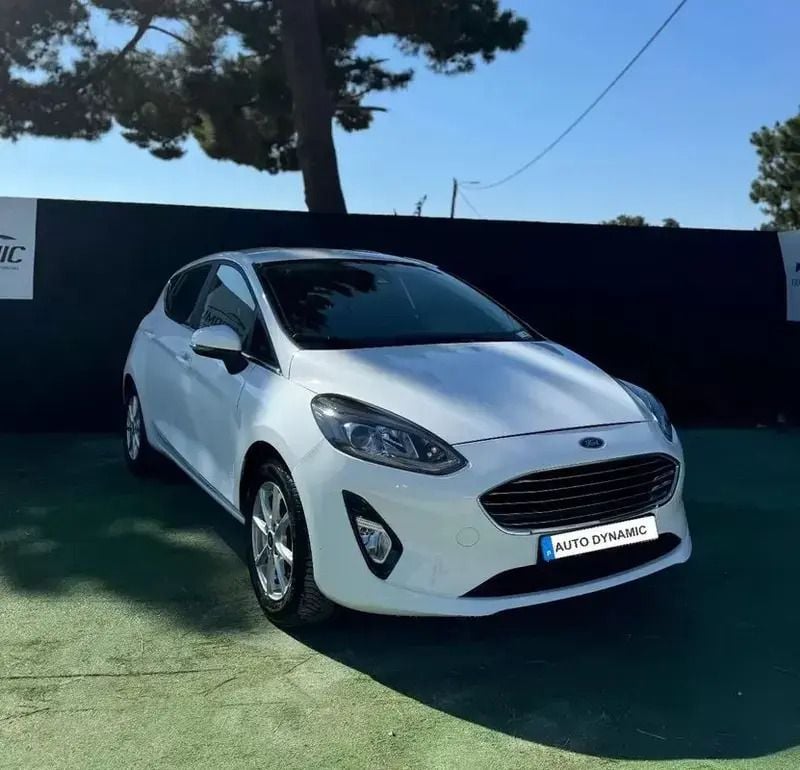 Branco Usado 2021 Ford Fiesta Active Citadino | € 11.900 (Bom preço) - Imagem 1/4