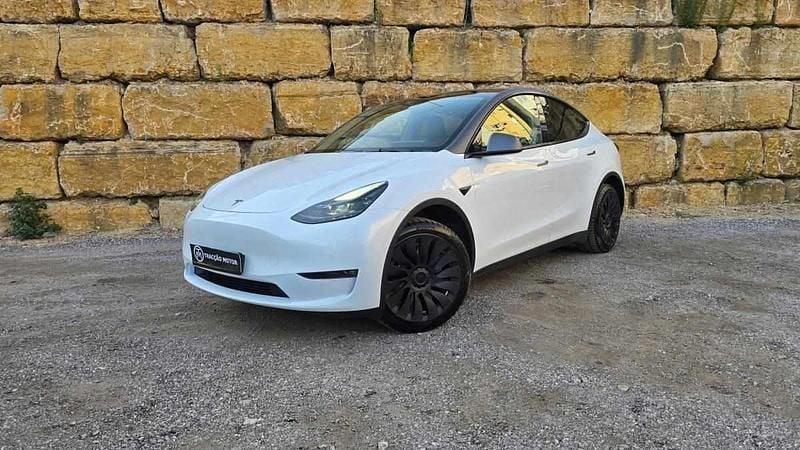 Branco Usado 2022 Tesla Model Y Long Range AWD SUV | € 36.750 (Preço justo) - Imagem 1/4
