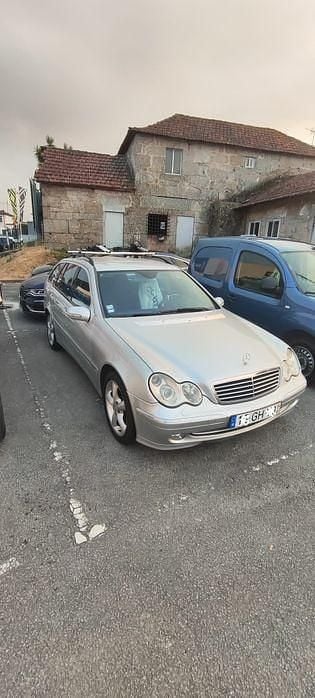 Usado 2004 Mercedes C220 Avantgarde Sedan | € 5.000 (Super Preço) - Imagem 1/4