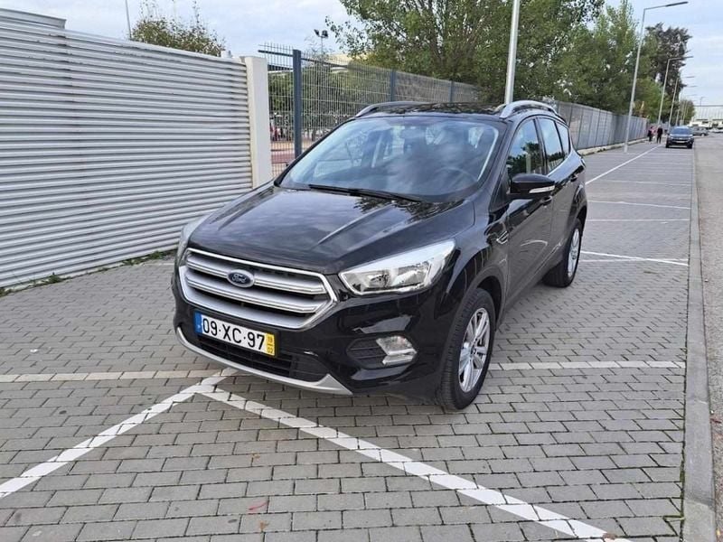 Preto Usado 2019 Ford Kuga SUV | € 16.000 (Bom preço) - Imagem 1/4
