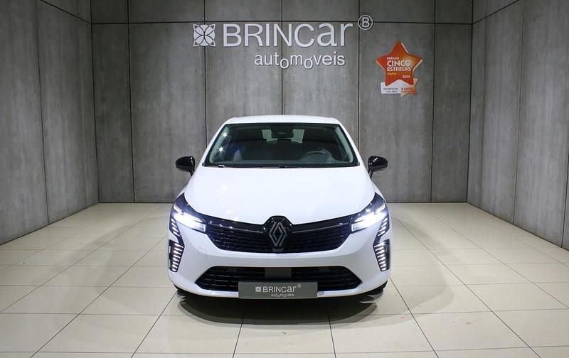 Usado Renault Clio V Evolution 100 HP (73 kW) 2024 Branco