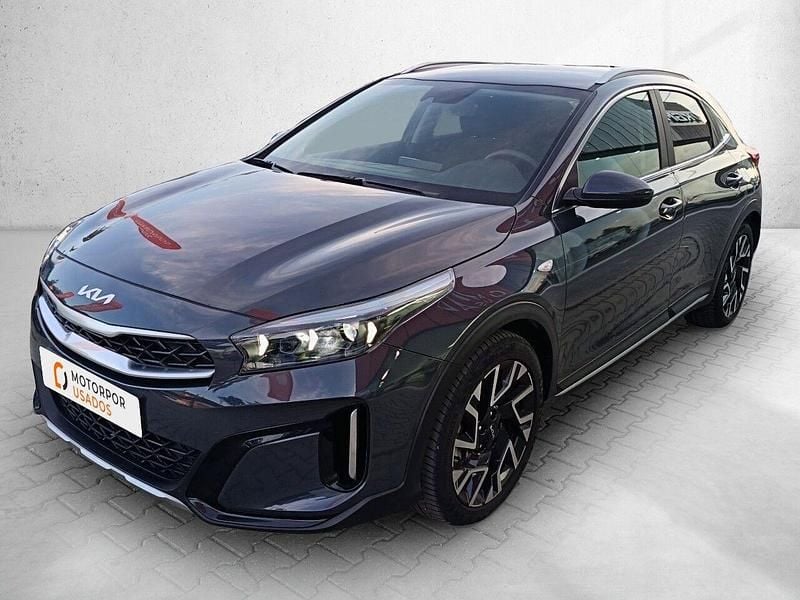 Cinza Usado 2023 Kia XCeed SUV | € 22.490 (Preço justo) - Imagem 1/4