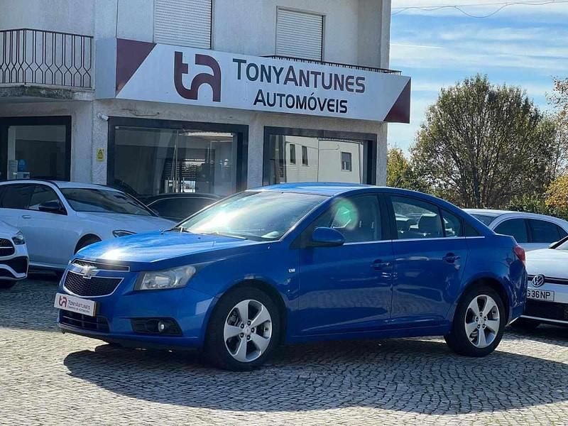 Azul Usado 2010 Chevrolet Cruze | € 7.500 (Preço justo) - Imagem 1/4