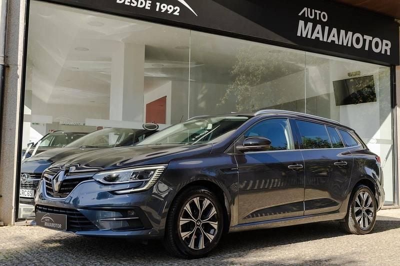 Cinzento Usado 2022 Renault Mégane IV Carrinha | € 17.250 (Bom preço) - Imagem 1/4