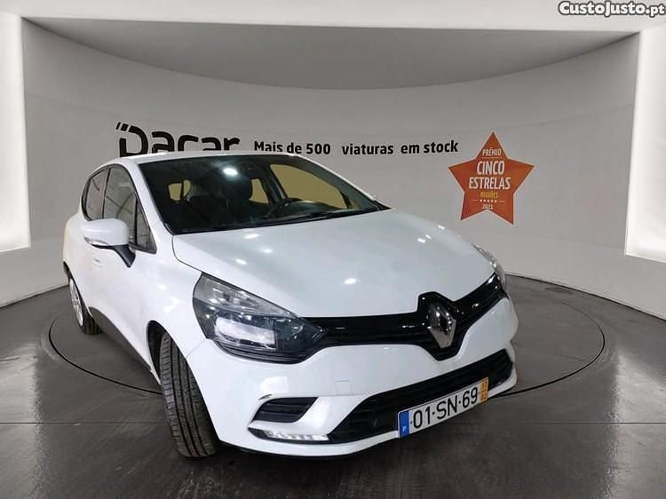 Usado Renault Clio IV Zen 75 HP (55 kW) 2017 Branco Citadino