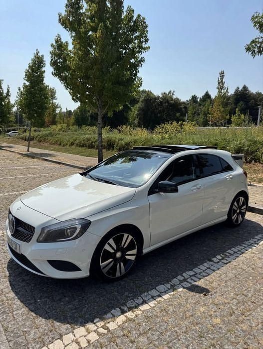 Usado 2013 Mercedes A200 Sedan | € 14.250 (Preço justo) - Imagem 1/4