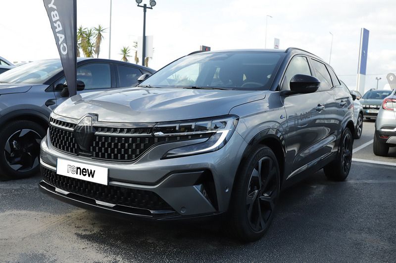 Cinzento Novo 2024 Renault Austral Techno Esprit Alpine SUV | € 39.990 - Imagem 1/4