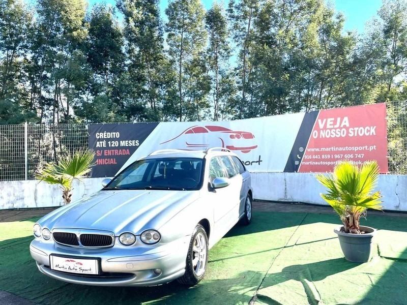 Cinza Usado 2007 Jaguar X-type Executive Sedan | € 8.990 - Imagem 1/4