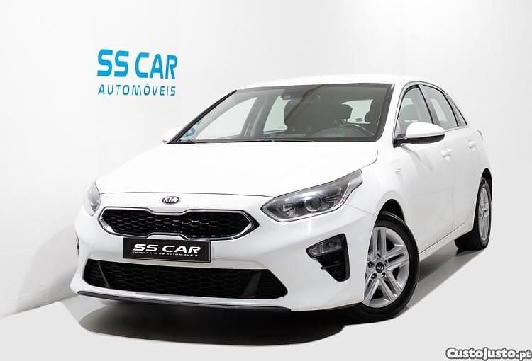 Branco Usado 2021 Kia Ceed Citadino | € 11.460 (Super Preço) - Imagem 1/1